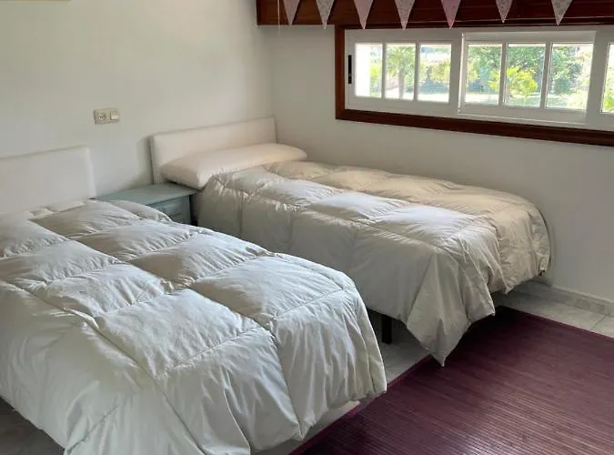 Tranquilidad Con Piscina En Casa Nantes En Σπίτι διακοπών