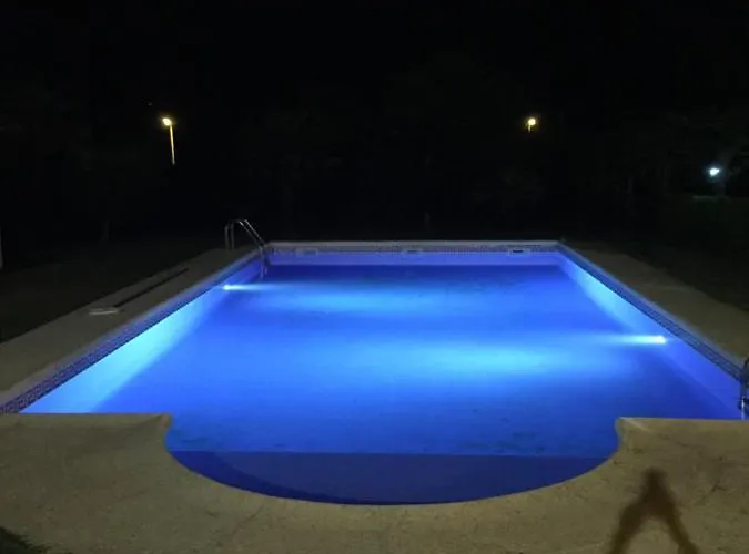 Tranquilidad Con Piscina En Casa Nantes En Σπίτι διακοπών